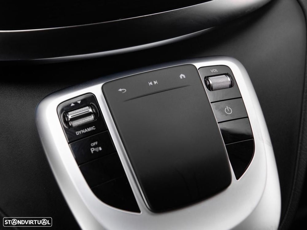 Mercedes-Benz EQV 300 Longa - 22