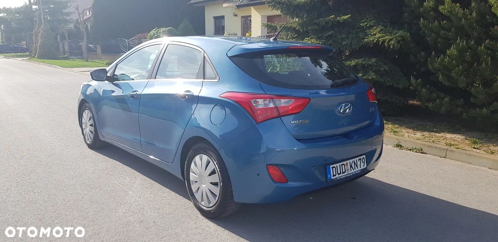 Hyundai i30 1.4 Trend - 6