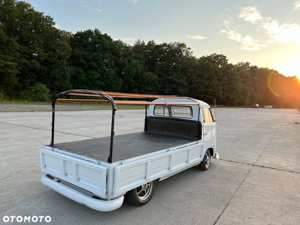Volkswagen Transporter - 17