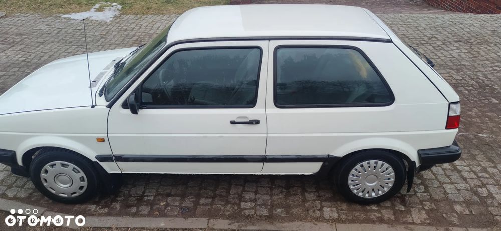 Volkswagen Golf 1.3 - 7