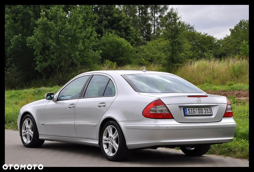 Mercedes-Benz Klasa E 320 CDI 7G-TRONIC Avantgarde - 15