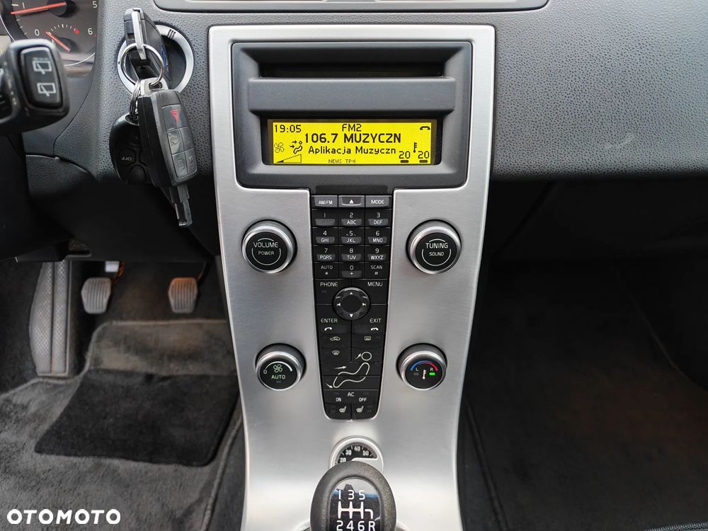 Volvo V50 D3 - 18