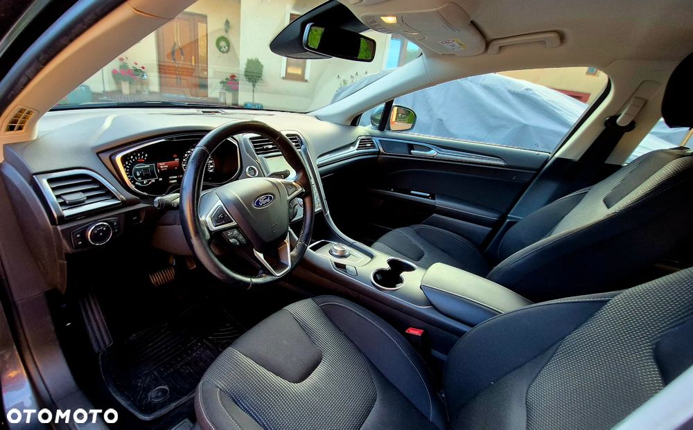 Ford Mondeo 2.0 EcoBlue Titanium - 21
