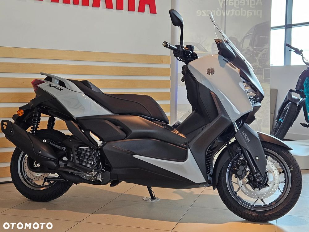 Yamaha X-max - 6