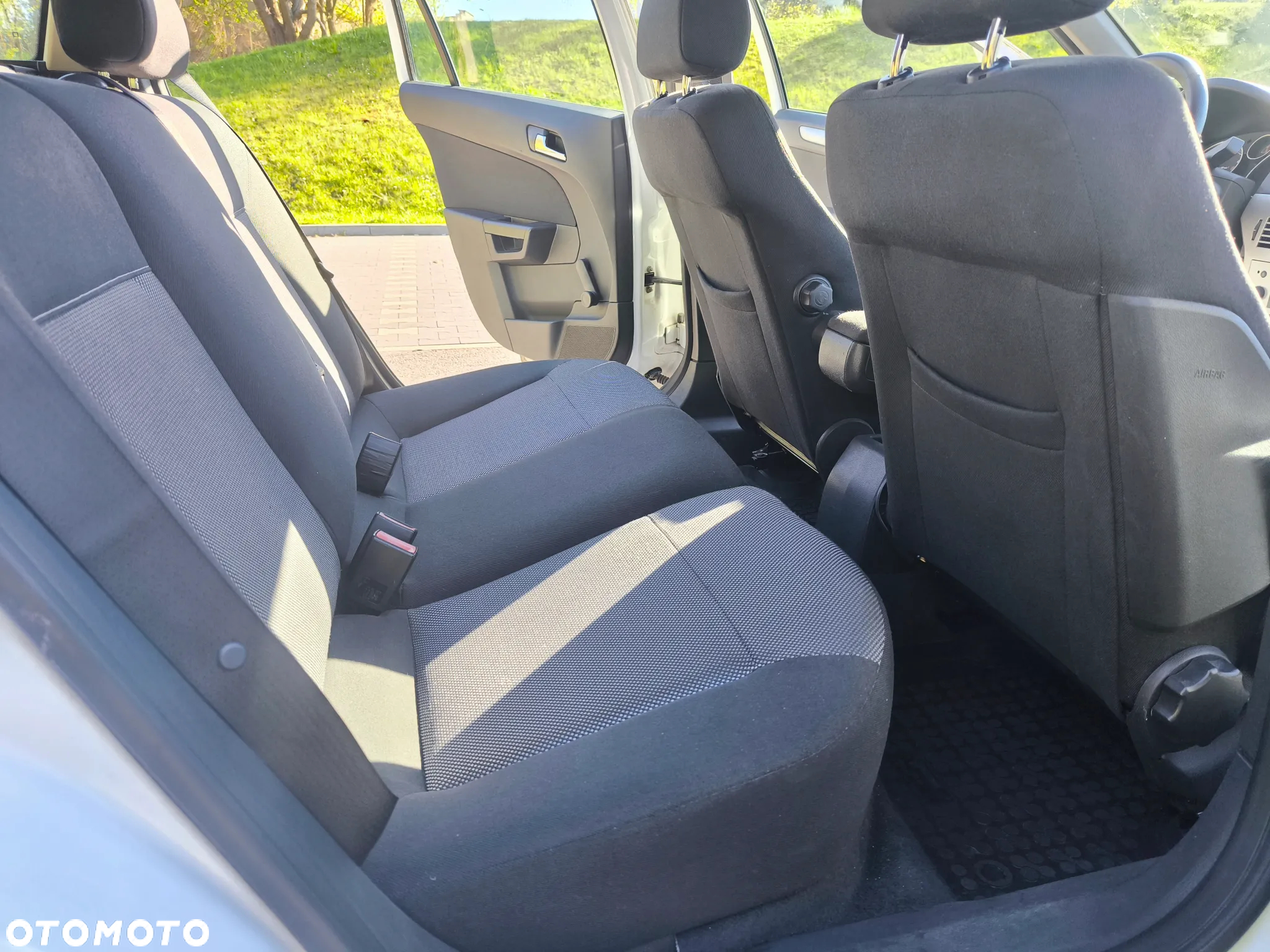 Opel Astra III 1.7 CDTI - 14