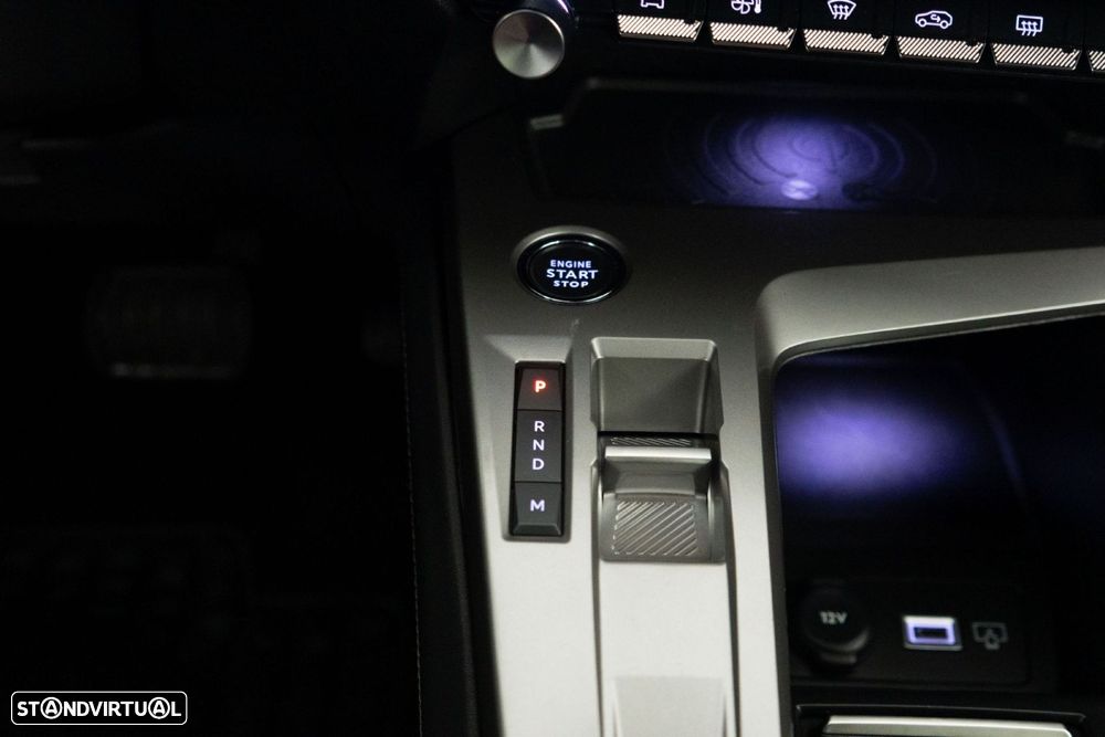 Peugeot 308 1.2 PureTech Allure EAT8 - 24