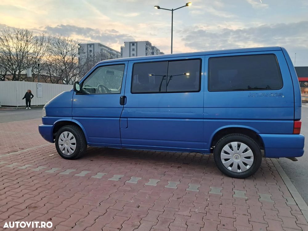 Volkswagen Multivan - 8