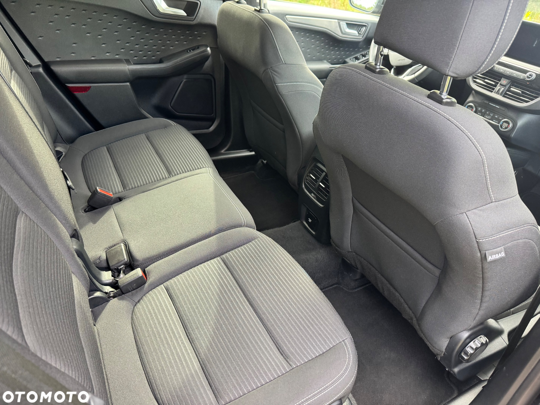 Ford Kuga 1.5 EcoBlue TITANIUM - 15
