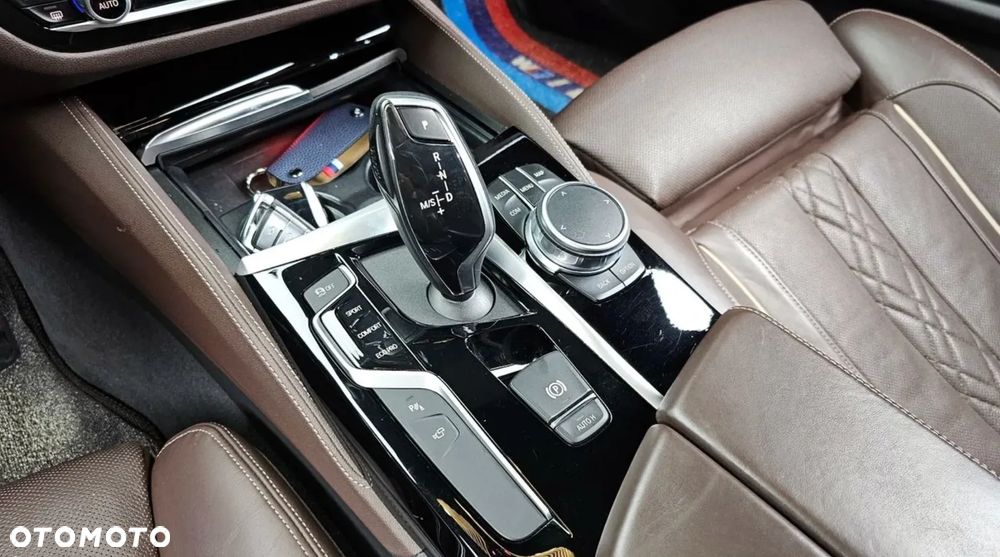 BMW Seria 5 530i GPF M Sport sport - 10