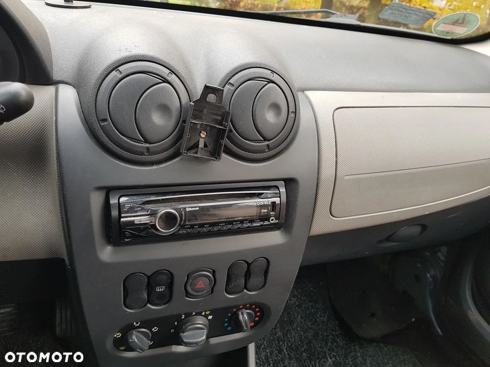 Dacia Sandero - 7