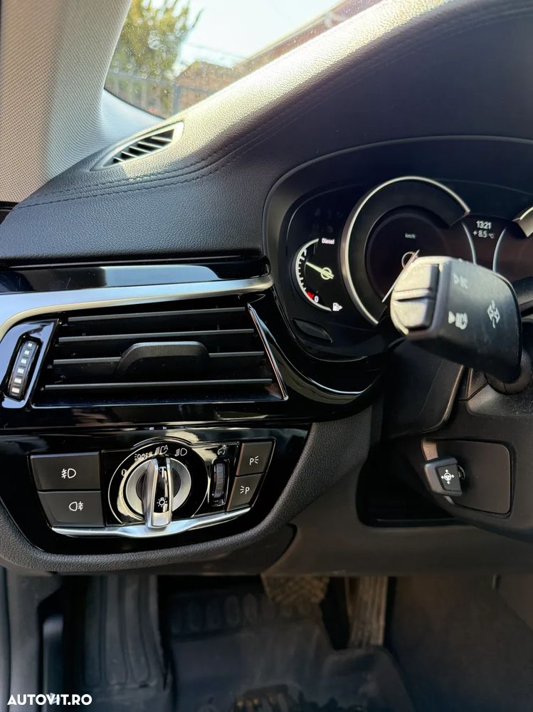 BMW Seria 5 520d xDrive Aut. Luxury Line - 18