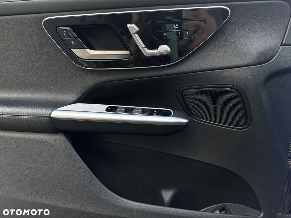 Mercedes-Benz GLC - 11