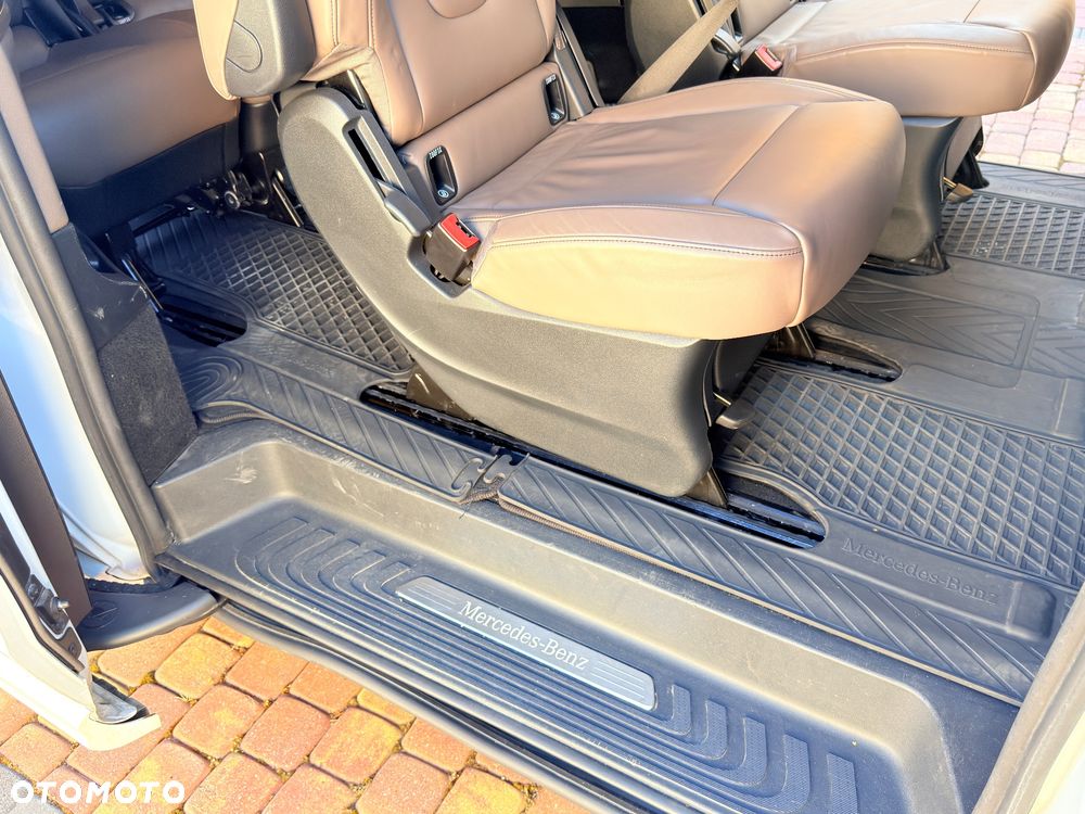 Mercedes-Benz Klasa V 300 d 4-Matic Avantgarde 9G-Tronic (ekstra d³) - 9
