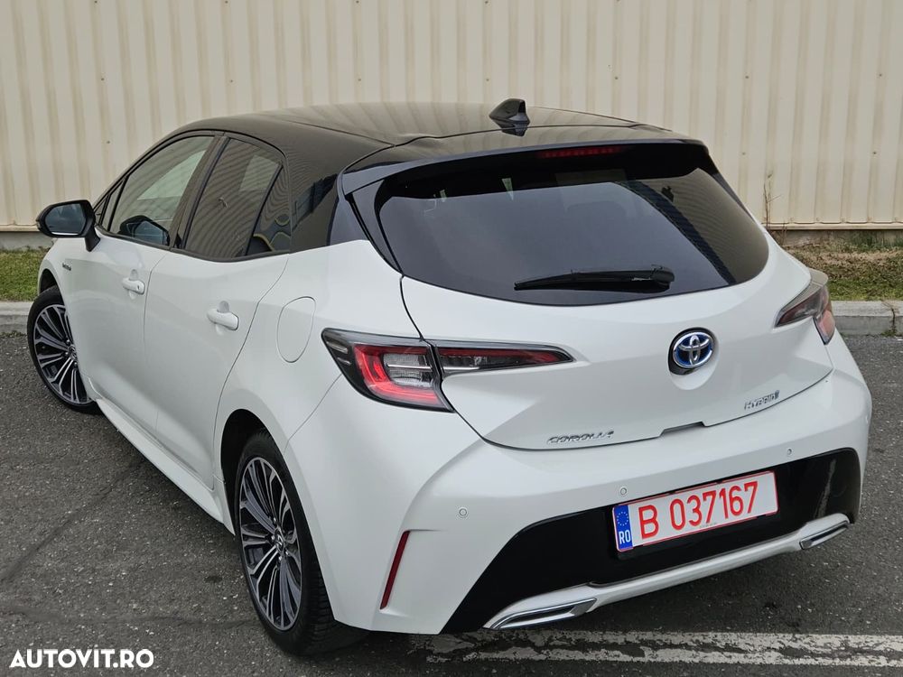 Toyota Corolla 2.0 HSD Exclusive Plus GR Sport Bi-Tone - 8