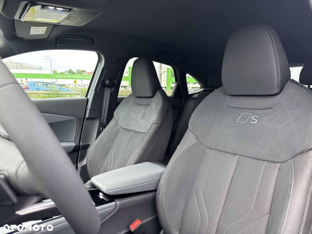 Audi Q3 Sportback - 12