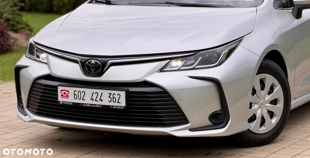 Toyota Corolla 1.6 Active - 13