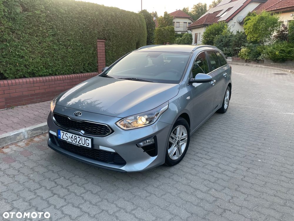 Kia Ceed - 1