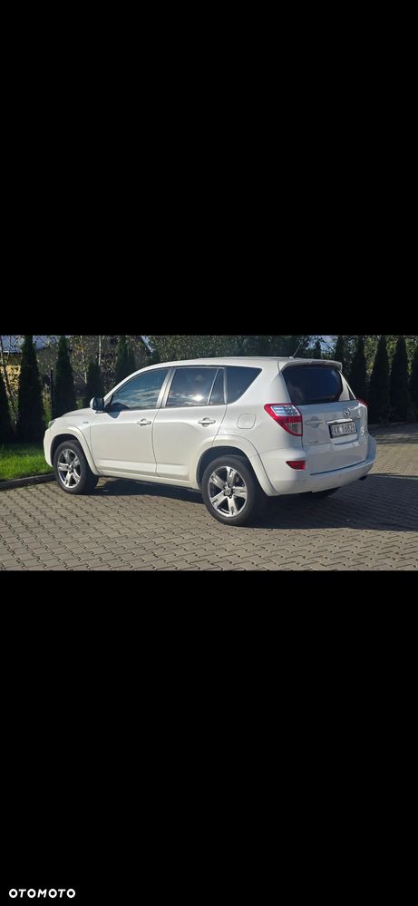 Toyota RAV4 - 2