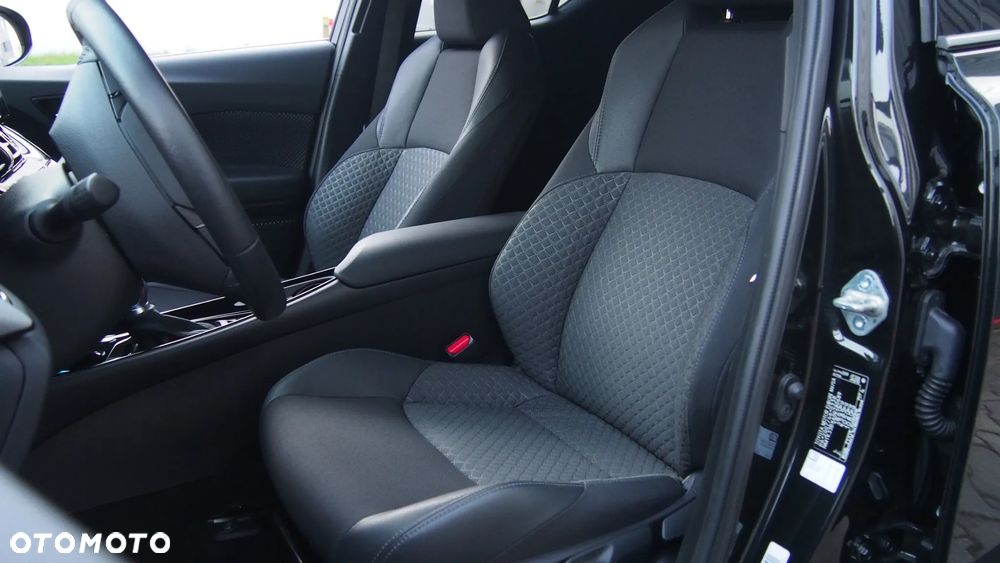 Toyota C-HR 1.8 Hybrid Dynamic - 25