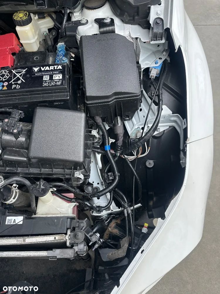 Toyota Yaris 1.5 Style - 11