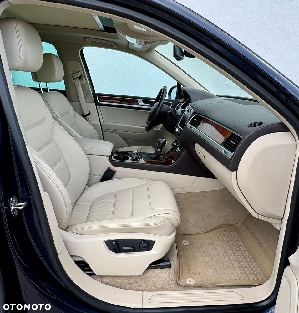 Volkswagen Touareg - 10