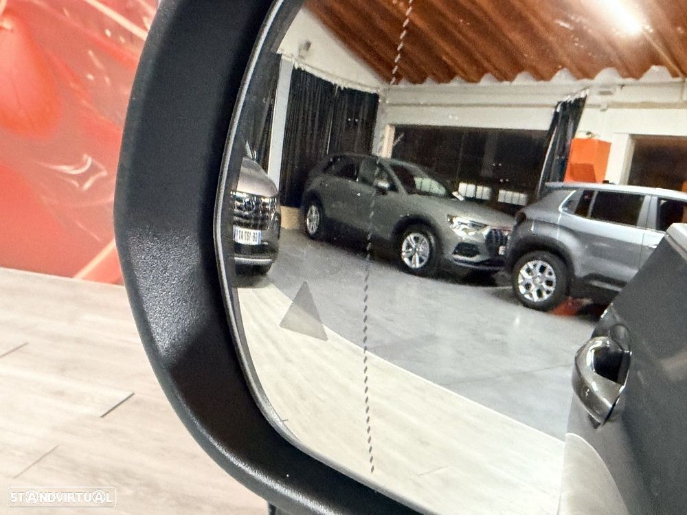 Mercedes-Benz EQA 250 Progressive - 21