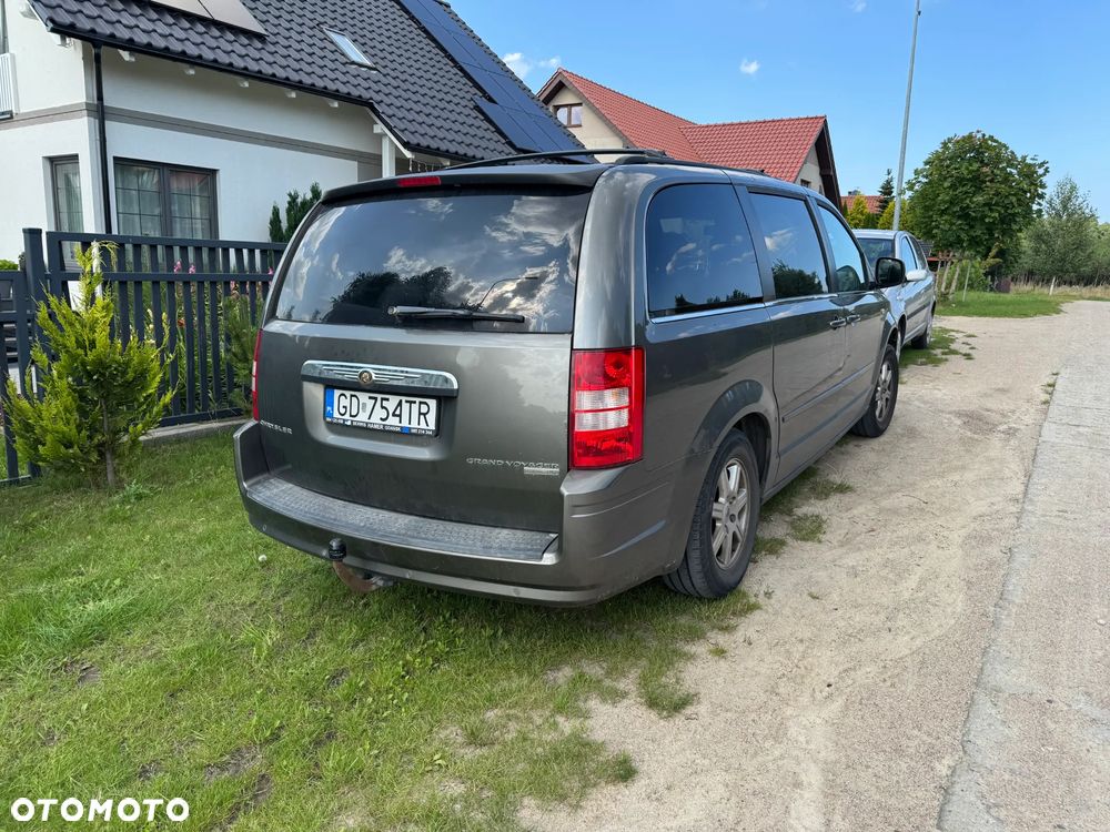 Chrysler Grand Voyager - 2