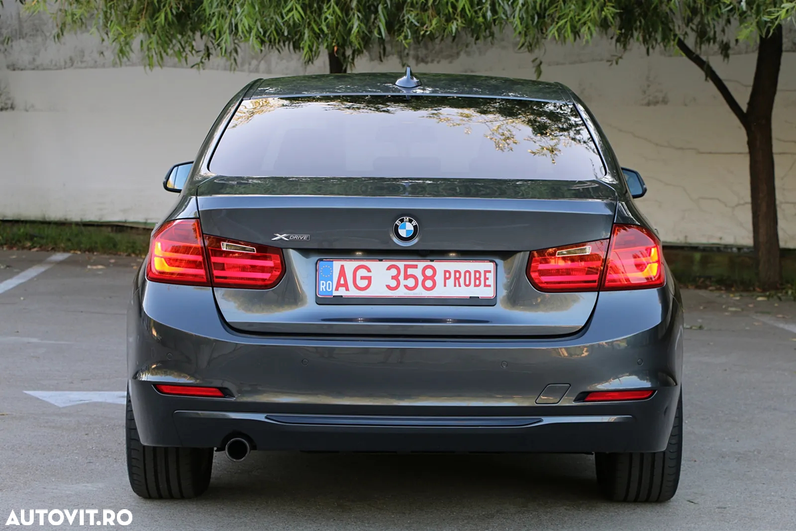 BMW Seria 3 320d xDrive Sport Line - 12