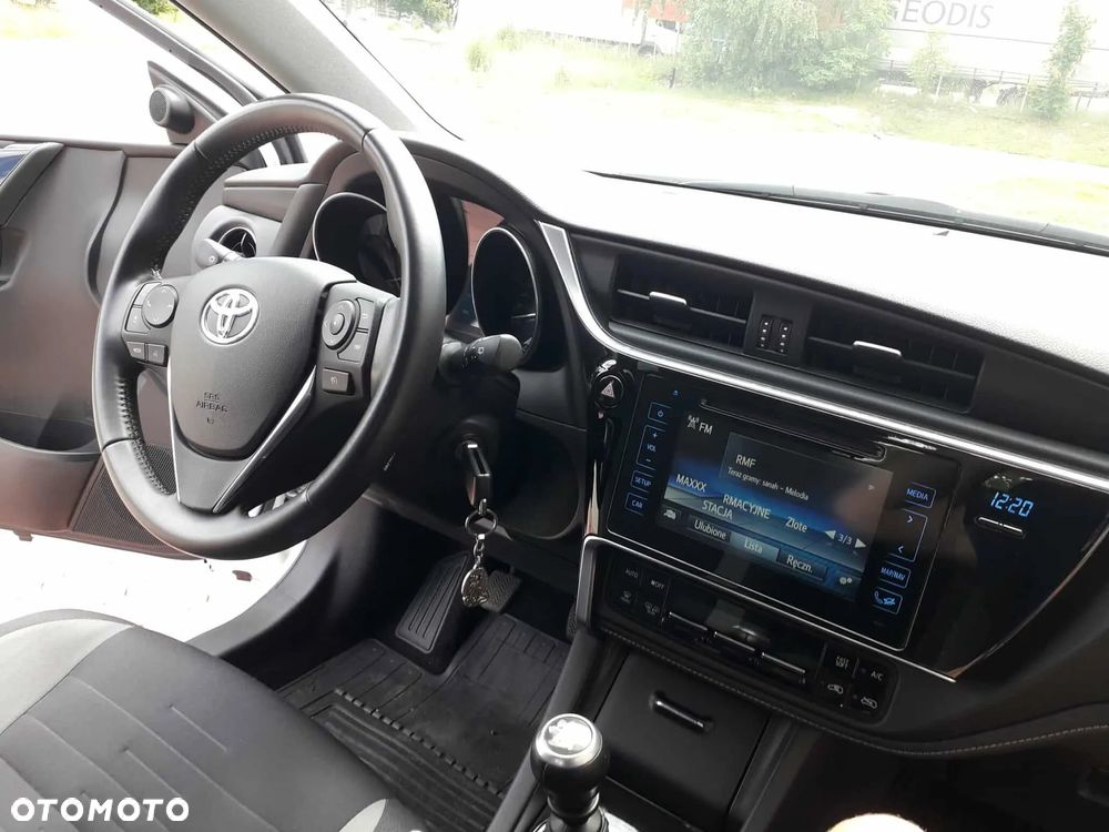 Toyota Auris 1.6 D-4D Comfort - 8