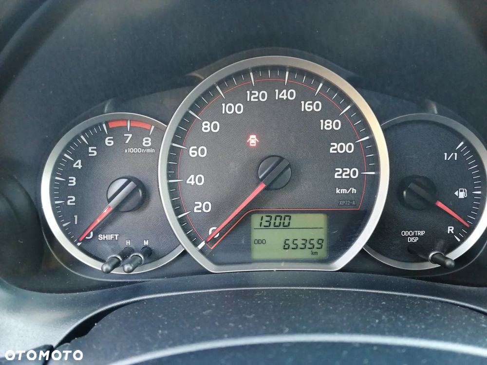 Toyota Yaris 1.33 Premium - 11