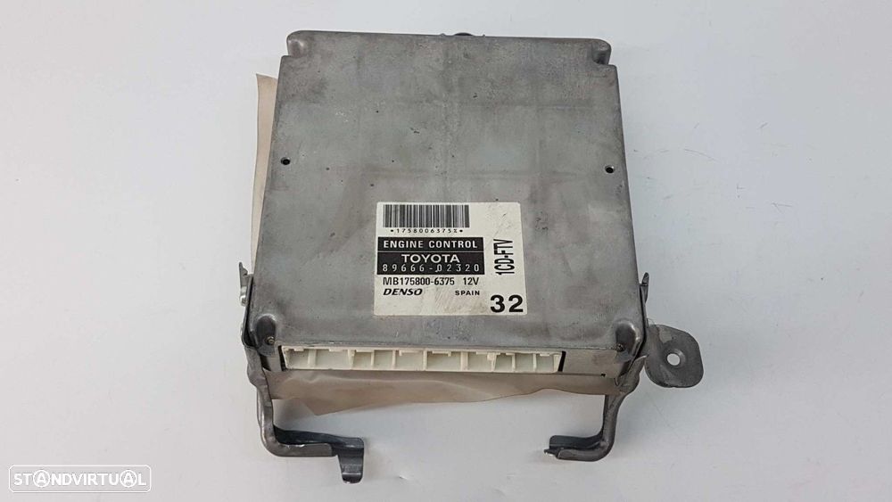CENTRALINA DO MOTOR UCE TOYOTA COROLLA (E12) 2.0 D-4D SOL BERLINA - 1