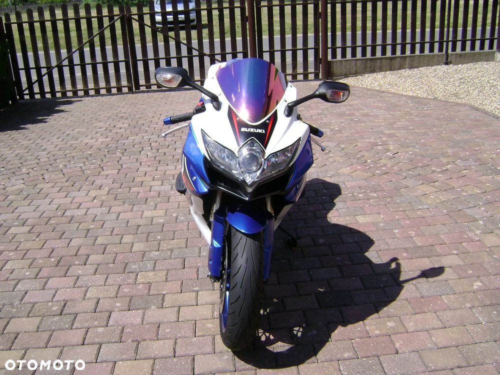 Suzuki GSX-R - 4