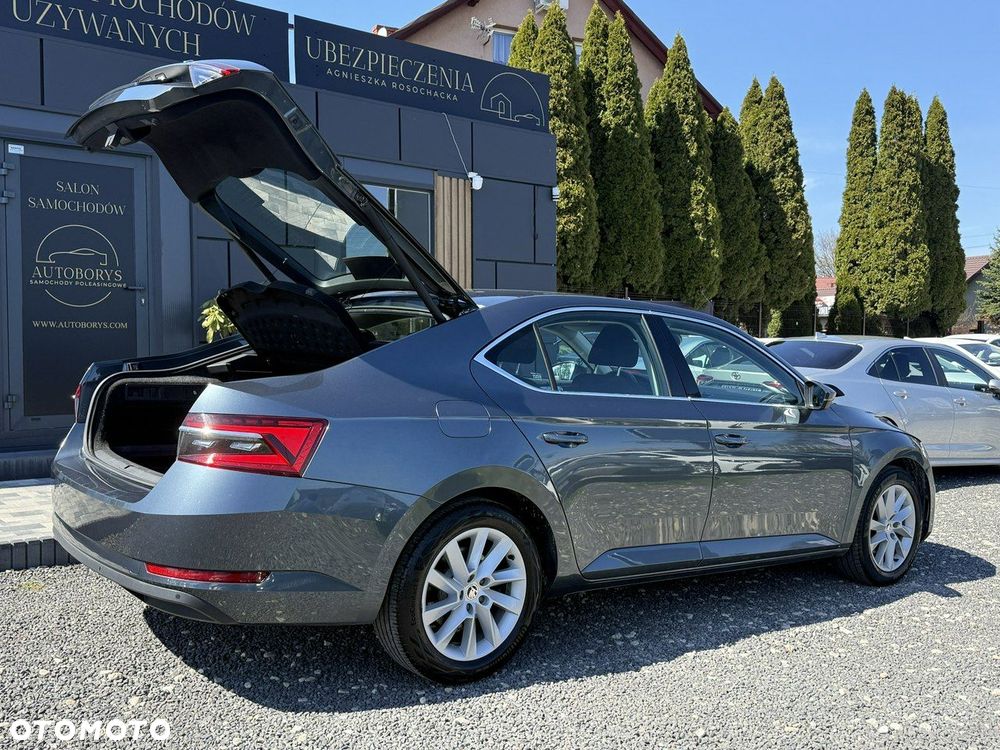 Skoda Superb 1.5 TSI Style DSG - 34