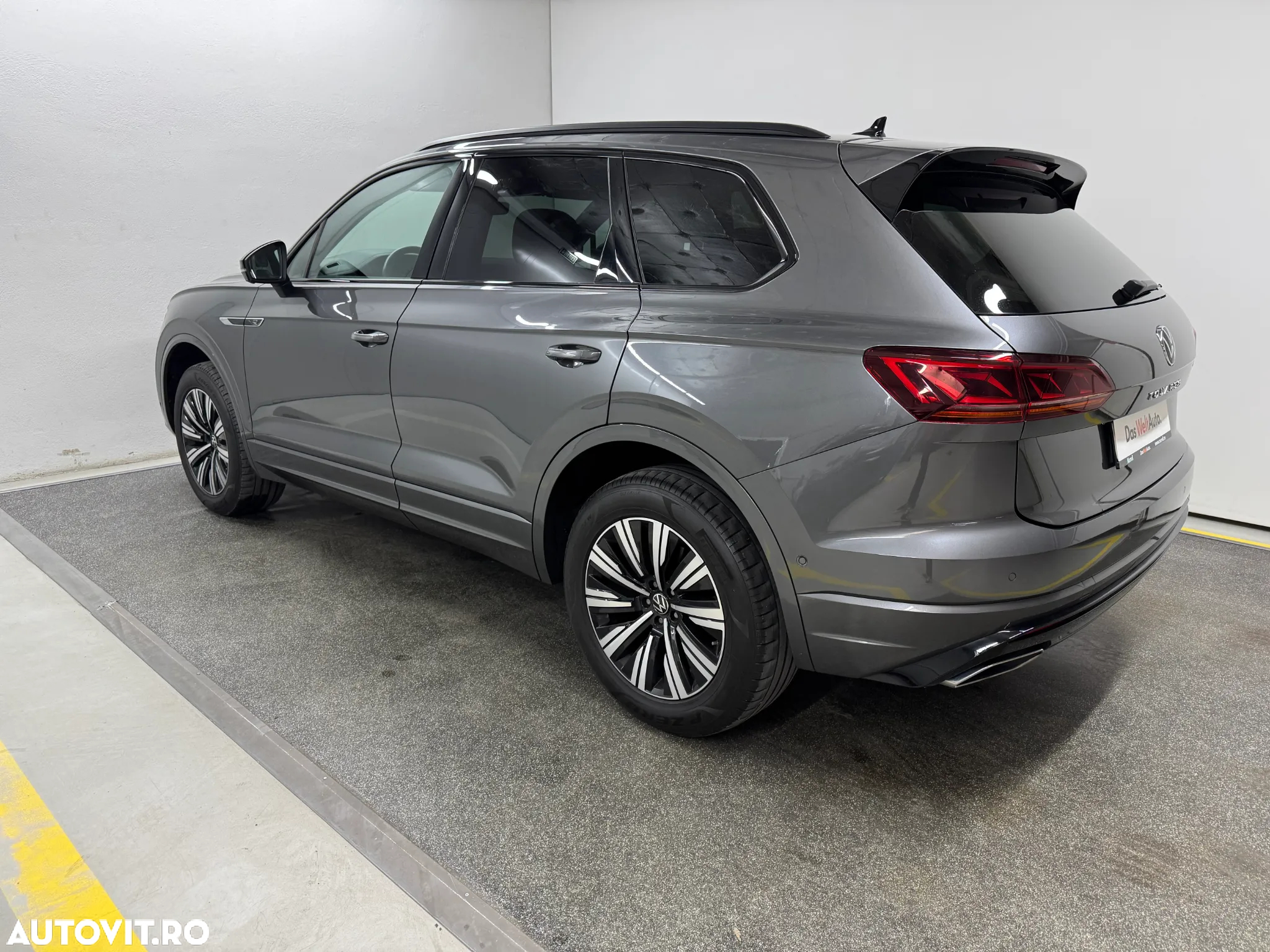 Volkswagen Touareg 3.0 V6 TDI 4Motion DPF Automatik R-Line - 5