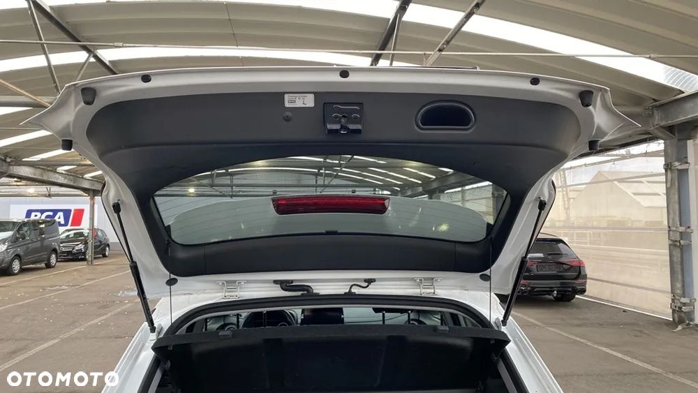 Hyundai Kona 1.6 GDI Hybrid Premium DCT - 15