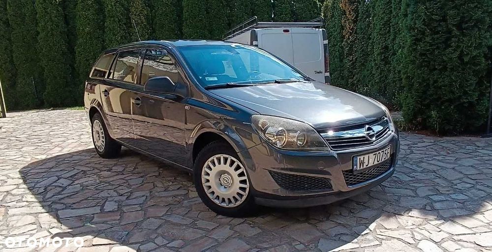 Opel Astra - 2