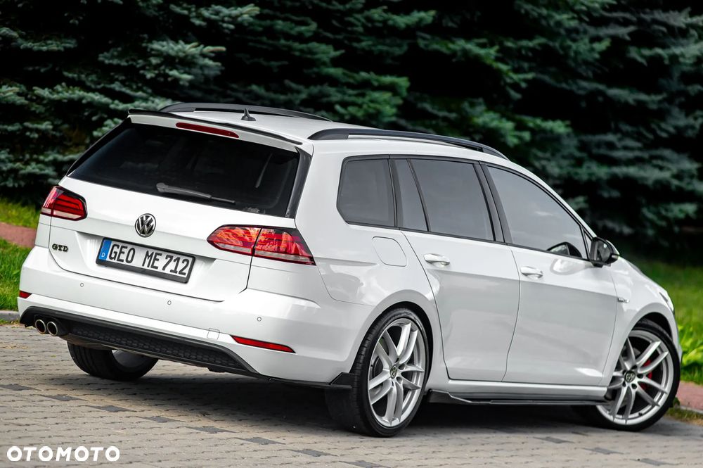 Volkswagen Golf GTD 2.0 TDI SCR DSG - 13