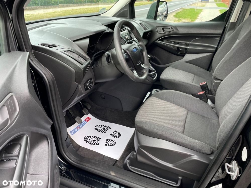 Ford Tourneo Connect - 15
