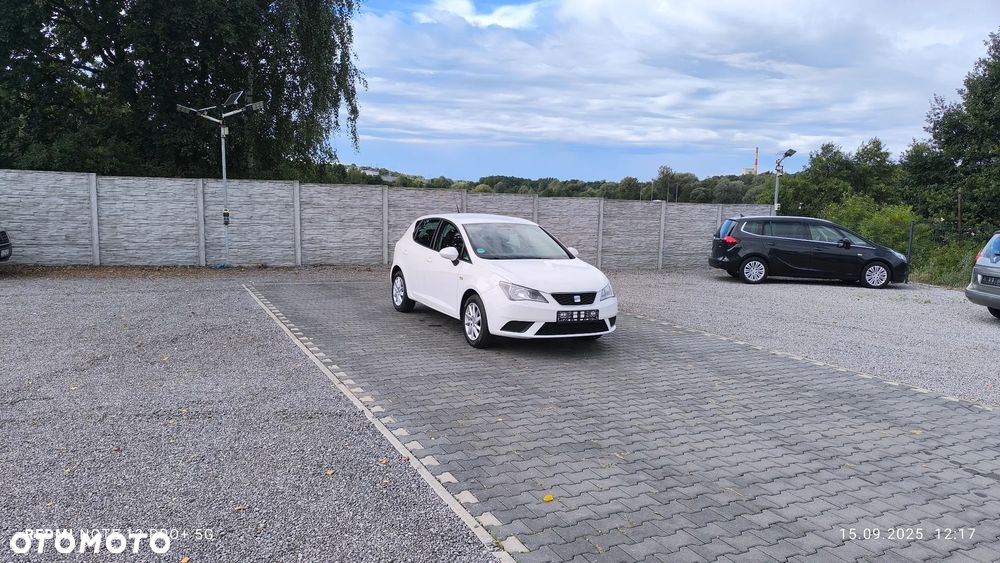 Seat Ibiza 1.4 16V Style Viva - 16