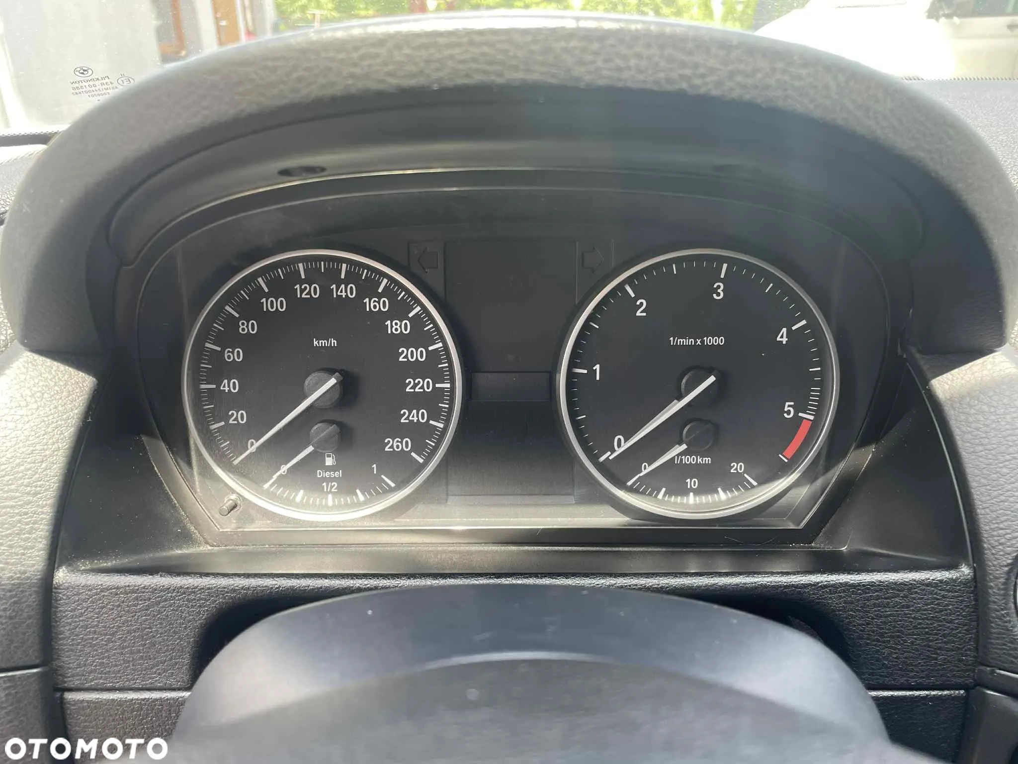 BMW X1 sDrive18d - 13