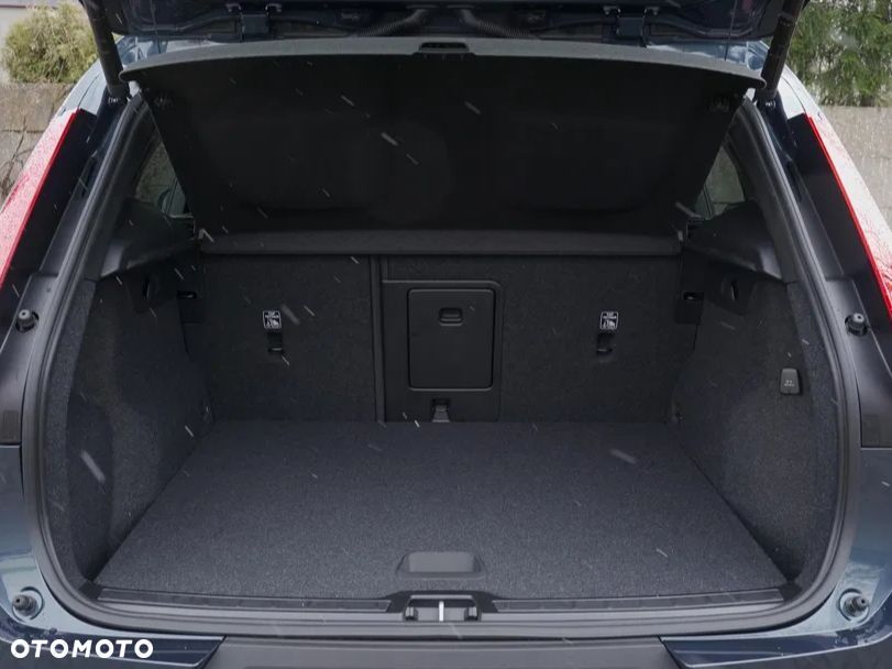 Volvo XC 40 B3 Core - 8