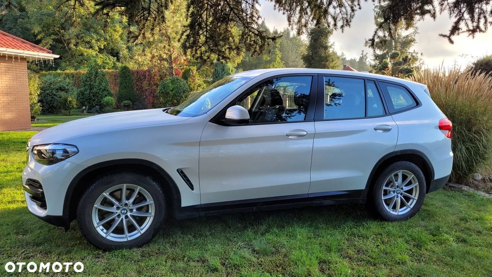 BMW X3 xDrive20d Advantage - 3