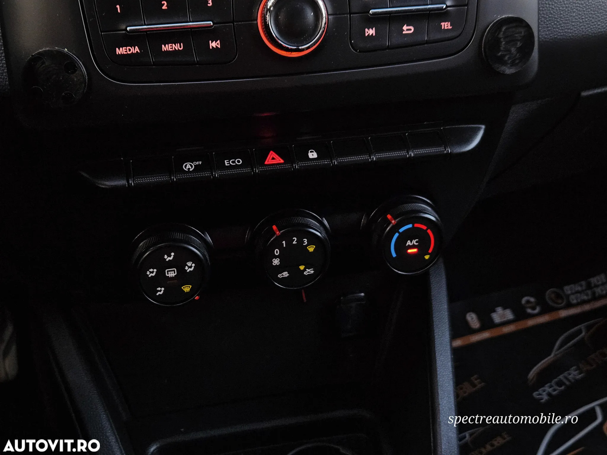 Dacia Duster 1.6 4x2 Ambiance - 29