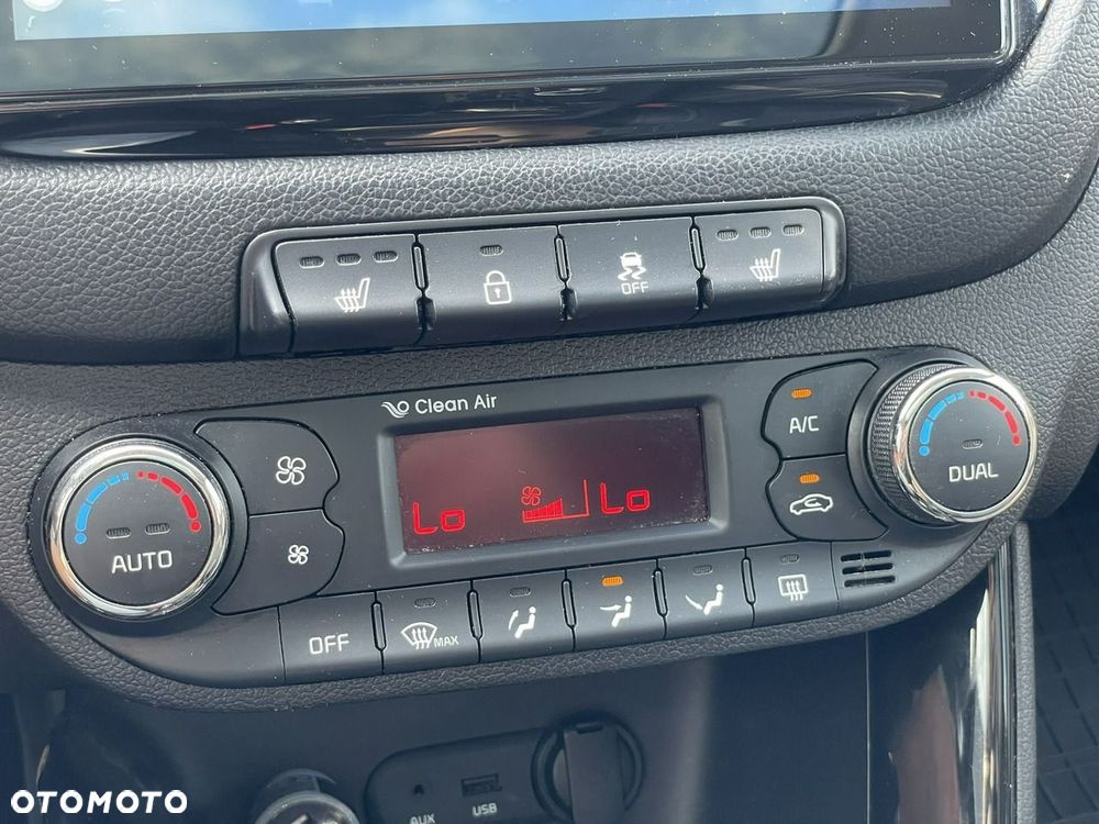 Kia Ceed 1.6 GDI XL - 23