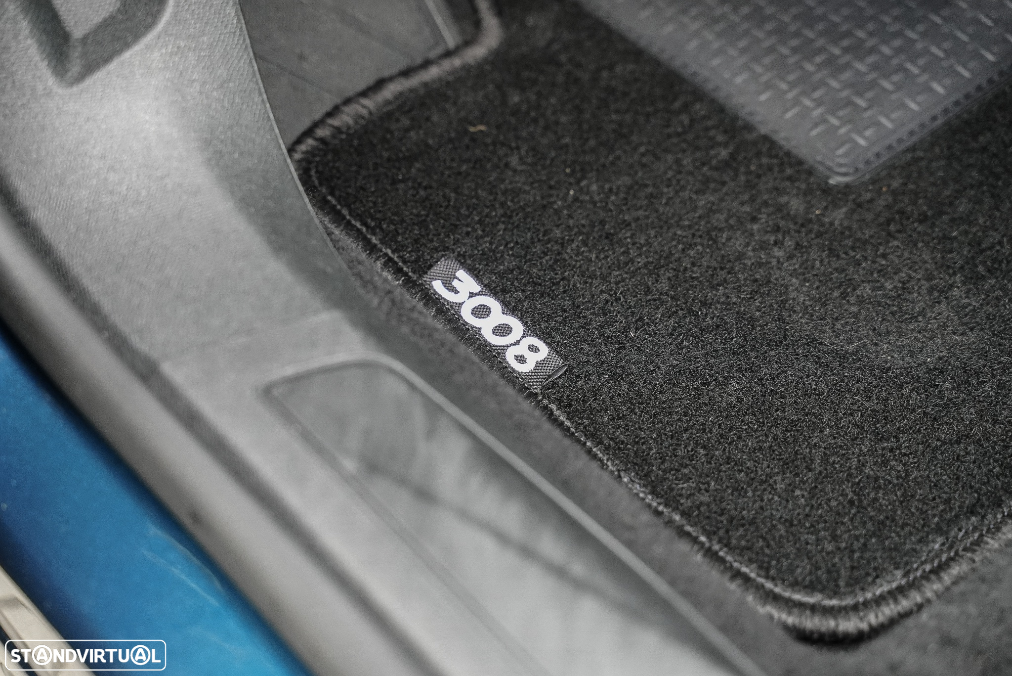 Peugeot 3008 PureTech 130 Stop & Start GPF EAT8 Active Business-Pack - 28