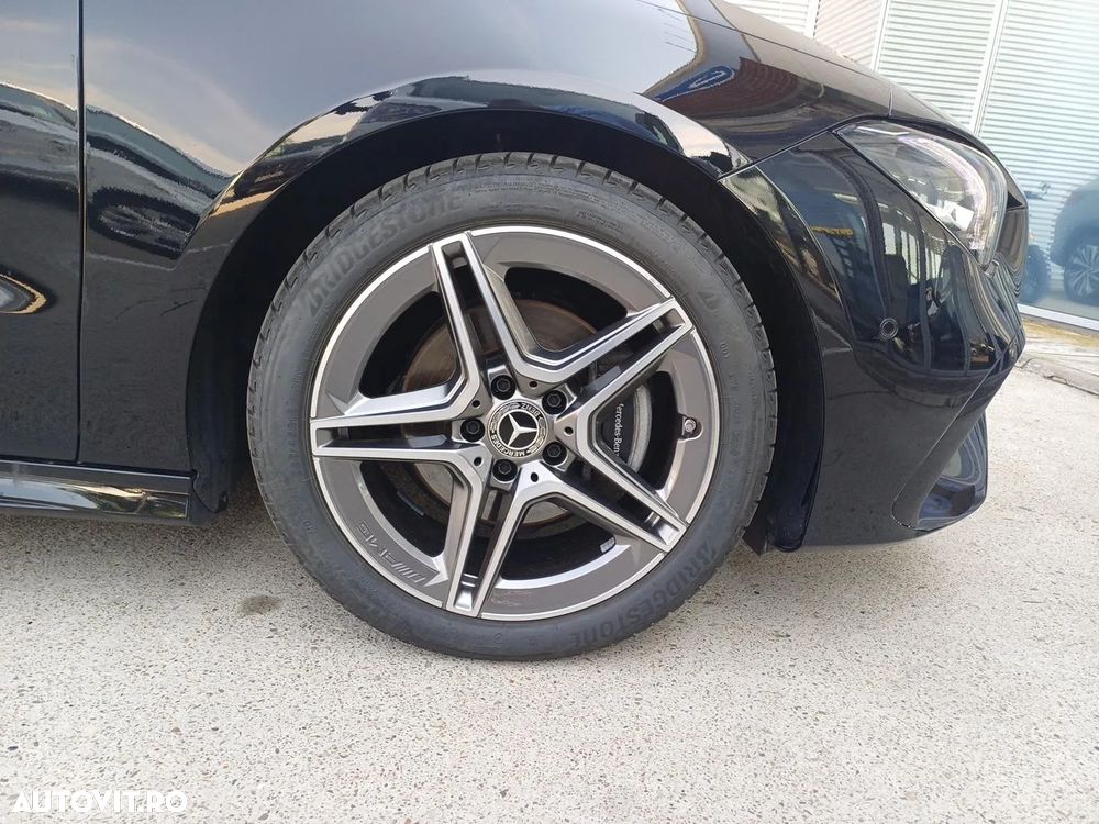 Mercedes-Benz CLA 180 7G-DCT AMG Line - 23