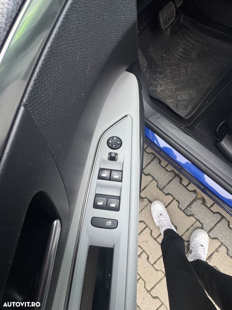 Peugeot 3008 - 9