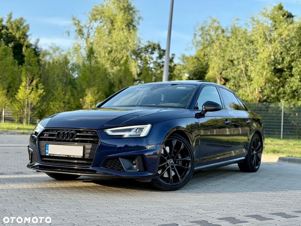 Audi S4 Limousine - 1