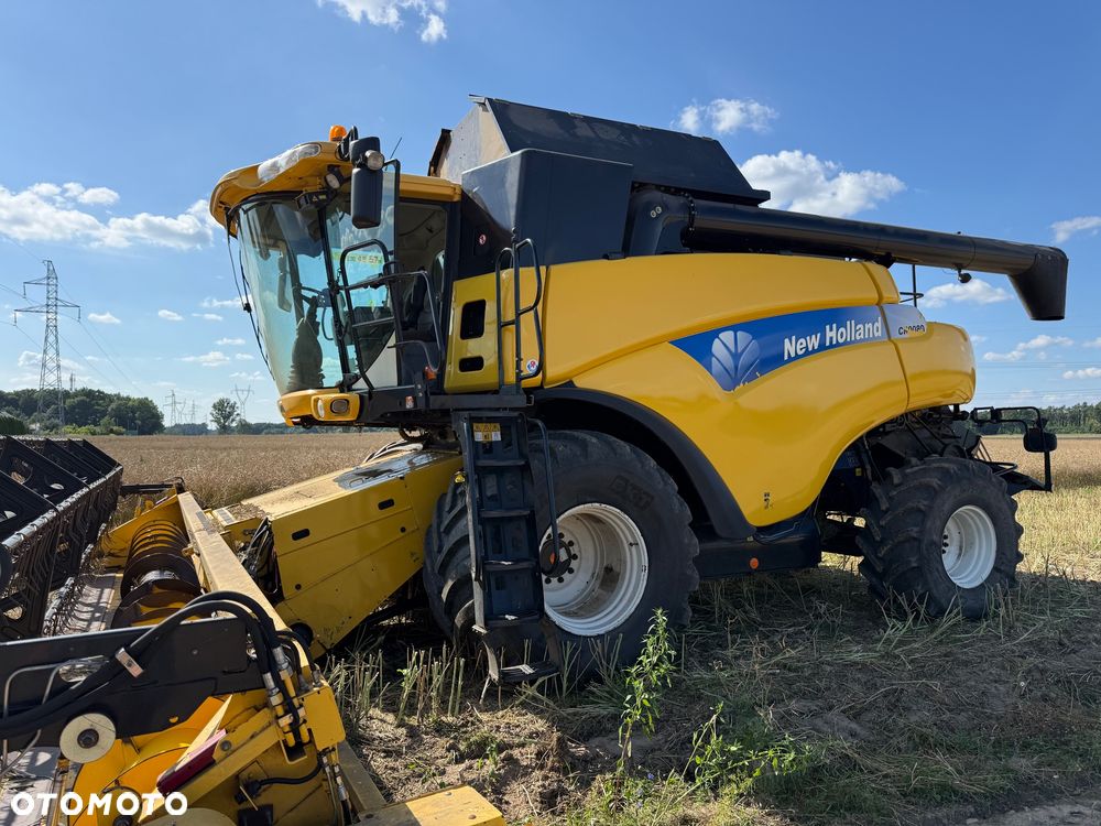 New Holland CR 9080 - 6