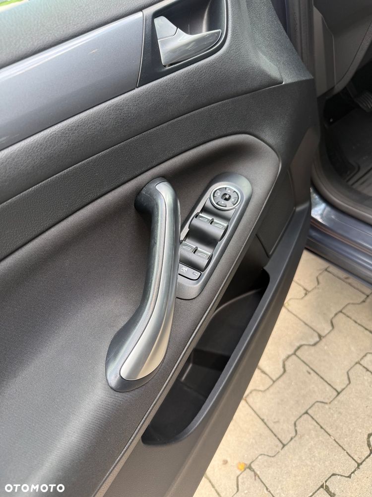 Ford Mondeo 1.6 T Ambiente - 6